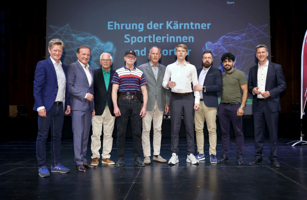 © Land Kärnten |  Anton Leikam (Präsident ASKÖ), Ulrich Zafoschnig (Präsident Union Kärnten), Dr. Christoph Schasché, LH Daniel Fellner, Landessportdirektor Arno Arthofer, Nico Seebacher Klagenfurter Boxverein
